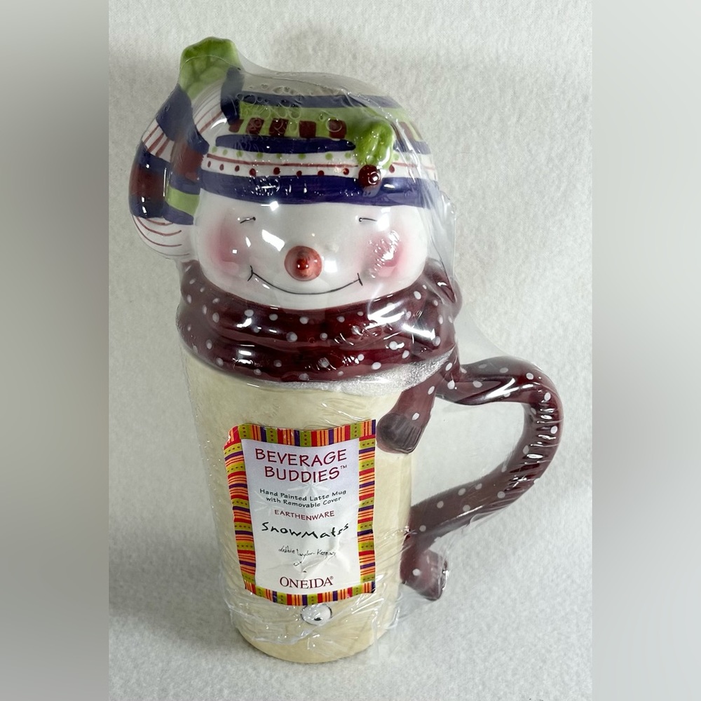 Beverage buddies snowman Christmas cup